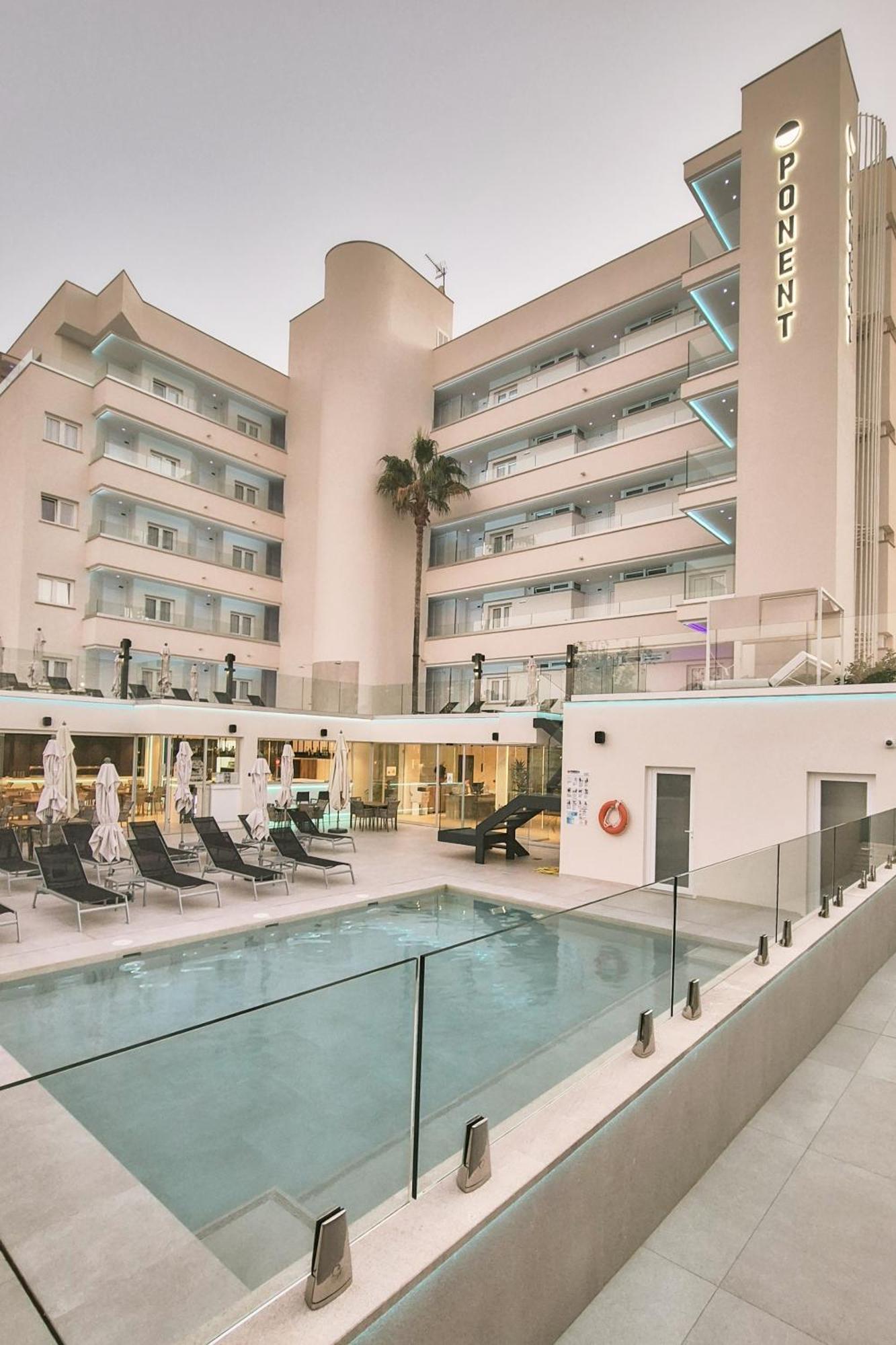 Apartamentos Ponent Пегера Экстерьер фото