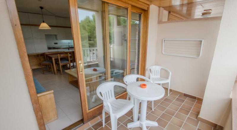 Apartamentos Ponent Пегера Экстерьер фото